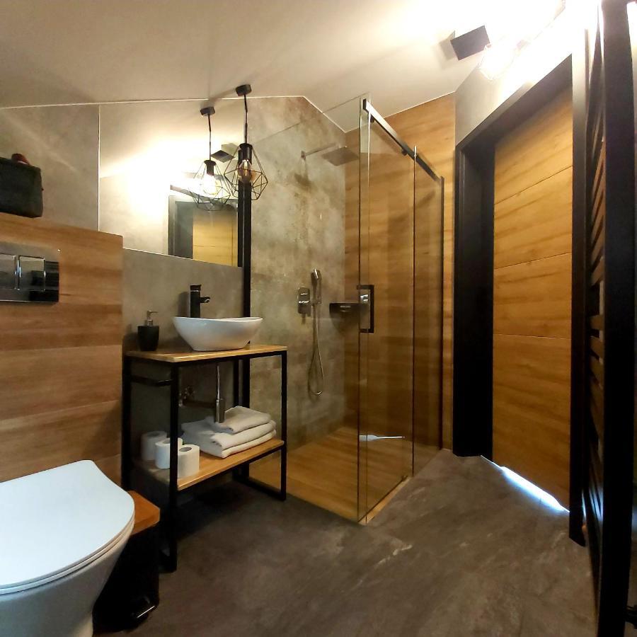 שצ'צ'ירק Apartament Olimpijska 54 Z Prywatnym Jacuzzi Na Tarasie מראה חיצוני תמונה