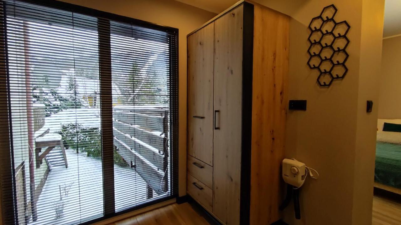 שצ'צ'ירק Apartament Olimpijska 54 Z Prywatnym Jacuzzi Na Tarasie מראה חיצוני תמונה