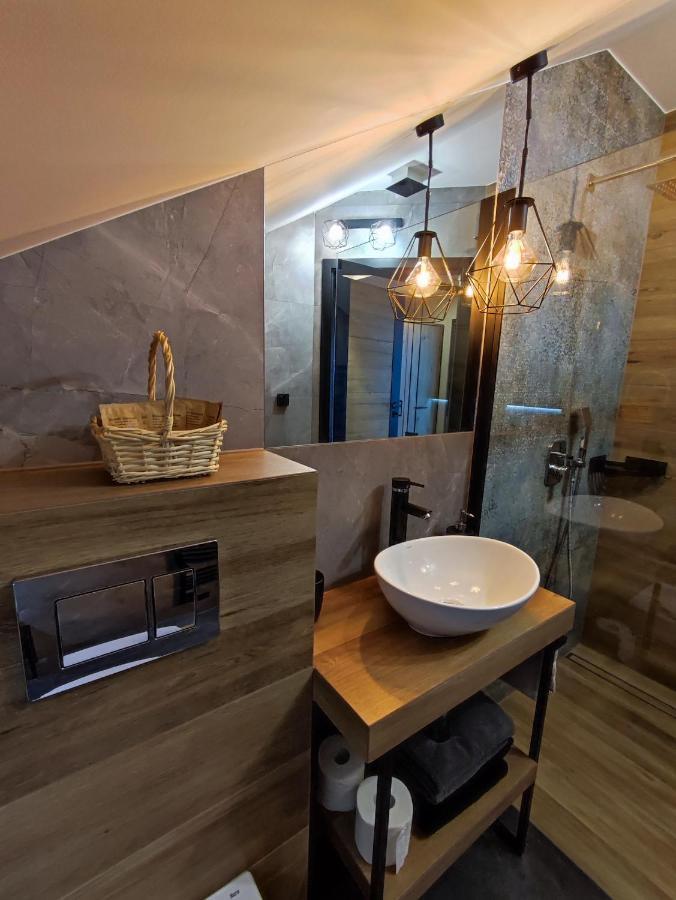 שצ'צ'ירק Apartament Olimpijska 54 Z Prywatnym Jacuzzi Na Tarasie מראה חיצוני תמונה